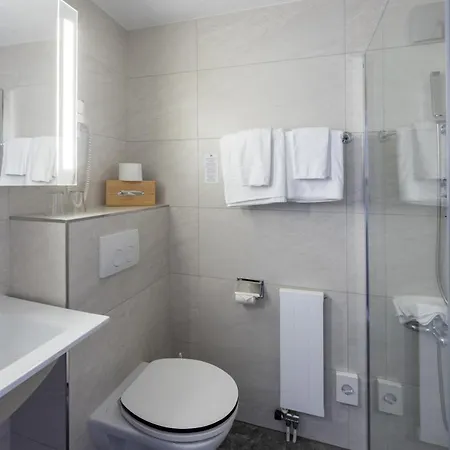 Strandhotel Seeblick 3*