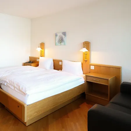 Отель Strandhotel Seeblick 3*