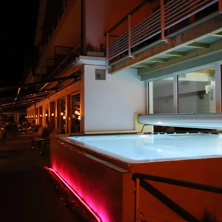 Strandhotel Seeblick Faulensee