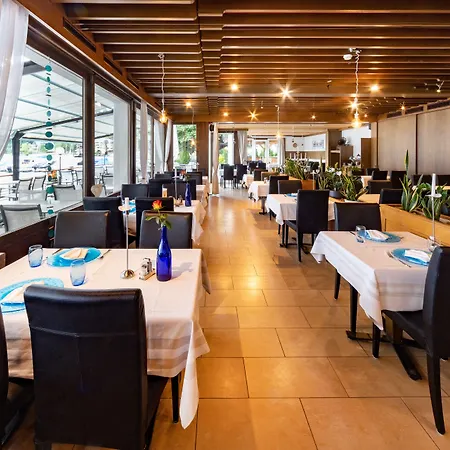 Strandhotel Seeblick 3* Faulensee