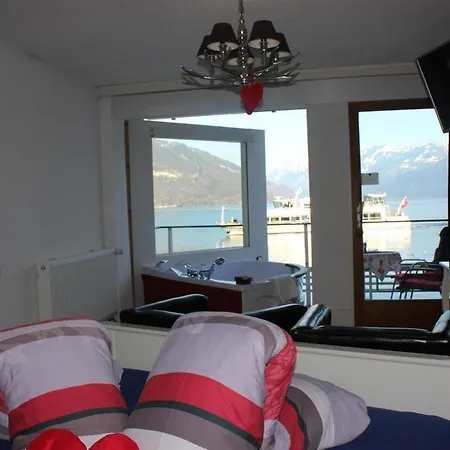 Strandhotel Seeblick Hotel Faulensee