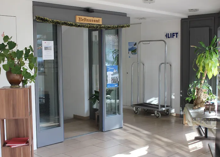 Strandhotel Seeblick 3* Faulensee