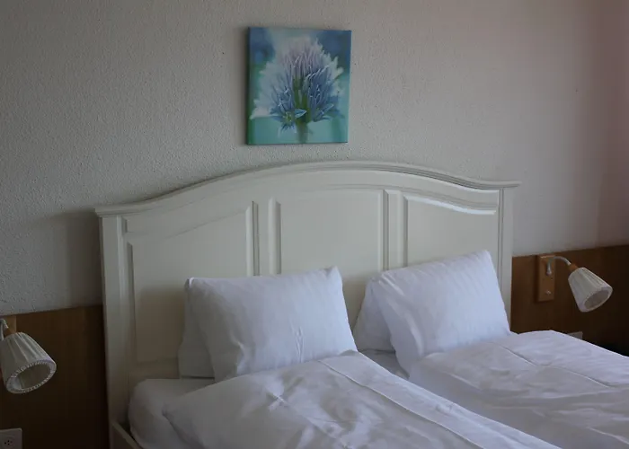 Strandhotel Seeblick 3*